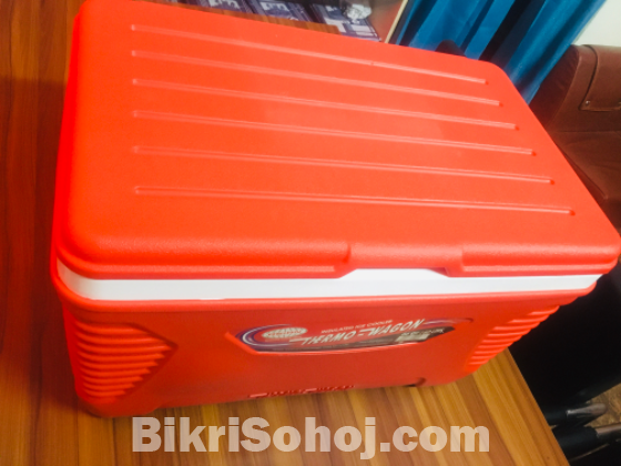 THE RMO Wagon 62 Ltr Ice box big size